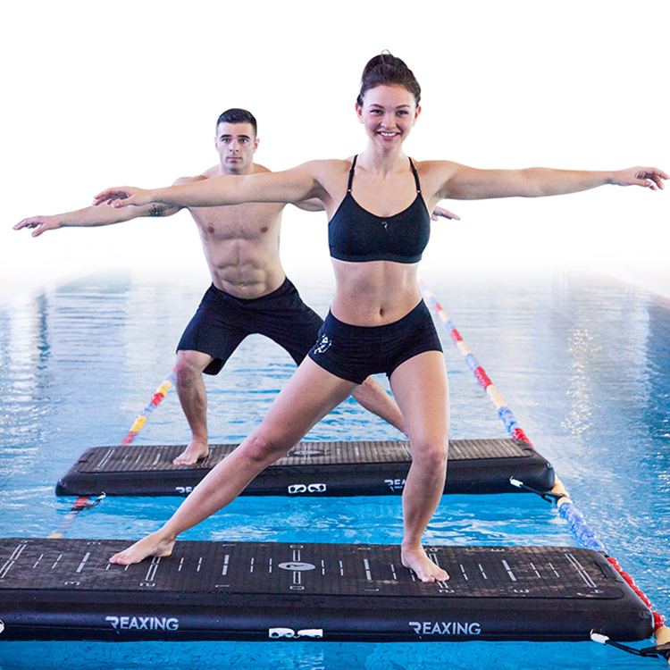 Mat Pilates is as effective as aquatic aerobic exercise in